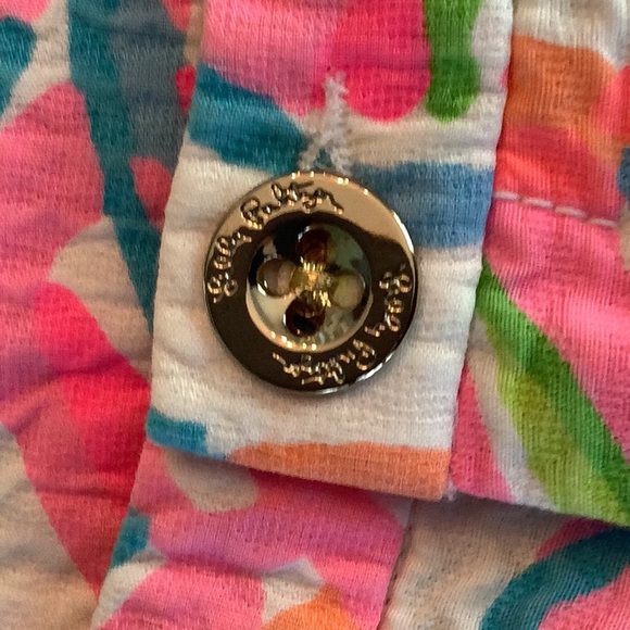 Lilly Pulitzer shorts… Very good condition… Size 4… 100% cotton - Picture 3 of 4